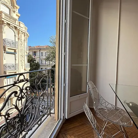 Palais Catherina 3 Pieces Et Commerces Rivoli Nice